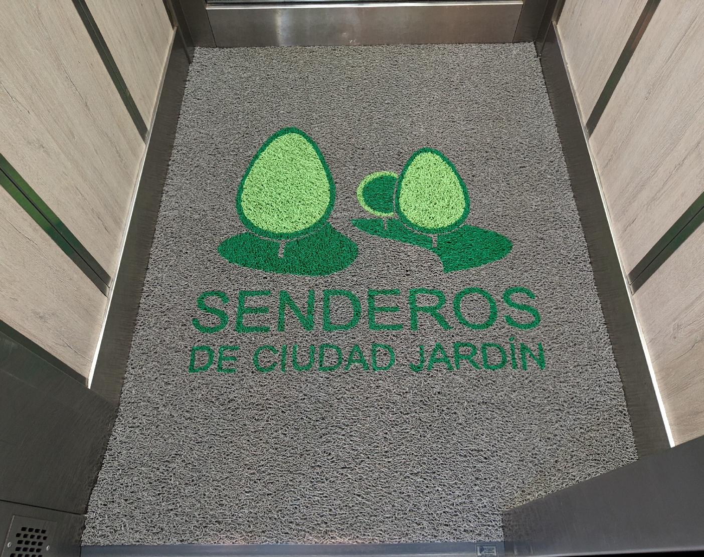 Tapete para ascensor